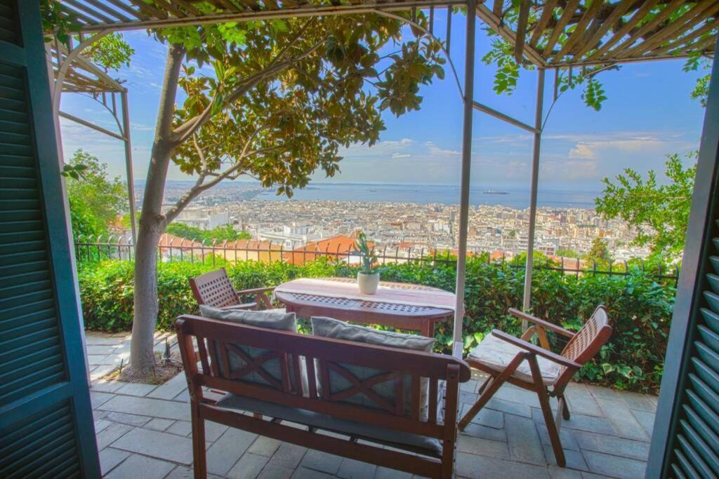 Ano Poli Stay With Private Terrace And View Salonic Exterior foto